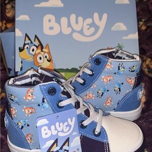 NWT! New Bluey & Bingo Hightop Shoe-toddler boy 10